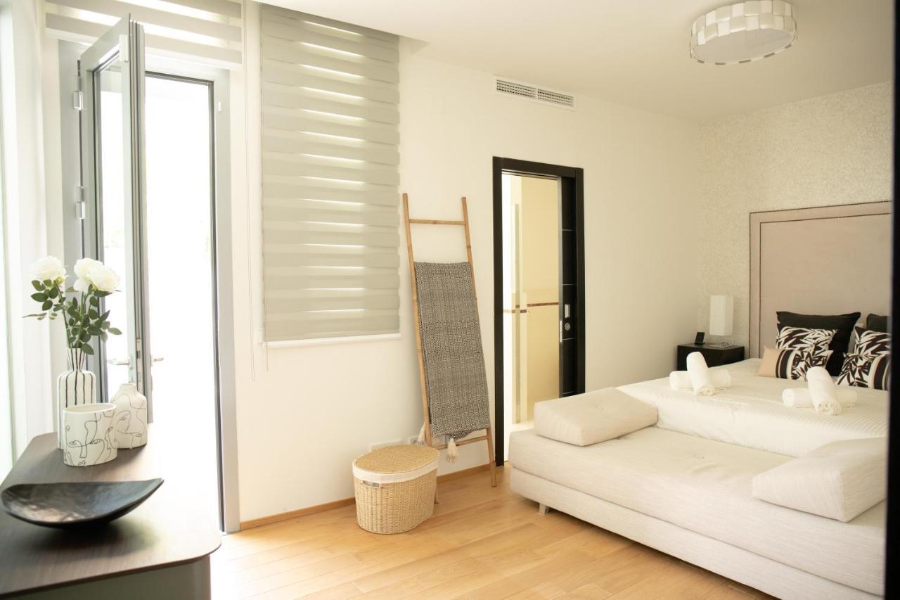 Luxurious 2 Bedroom Townhouse In Sierra Blanca Marbella Dış mekan fotoğraf